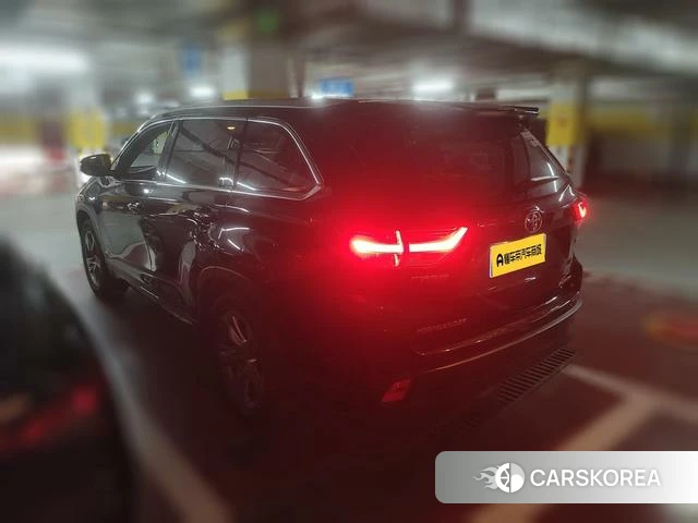 Toyota Highlander 2021 Черный из Китая, фото 6