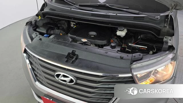 Hyundai The New Grand Starex id 4672795 из Кореи 29