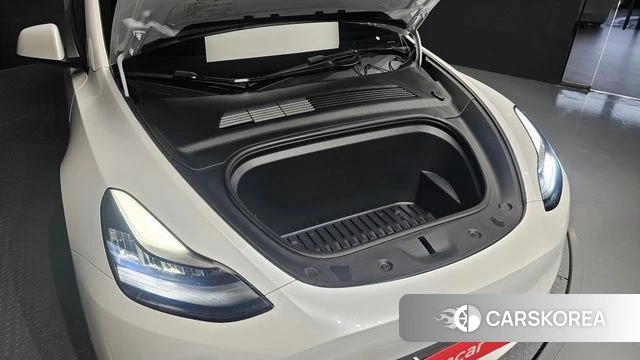 Tesla Model Y id 4750464 из Кореи 33