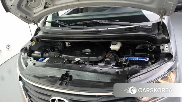 Hyundai The New Grand Starex id 4952916 из Кореи 26
