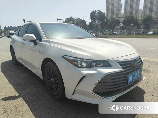 Toyota Avalon 2022 Белый из Китая, фото 6