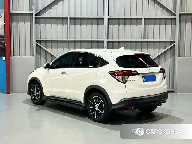 Honda Vezel 2021 Белый из Китая, фото 6