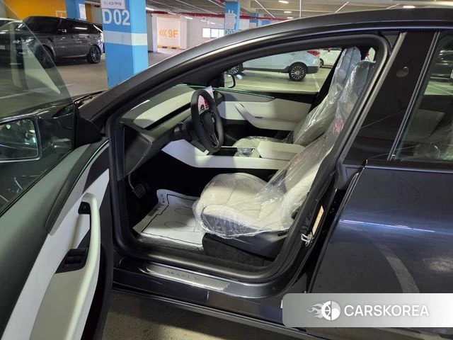 Tesla Model Y id 4920934 из Кореи 8