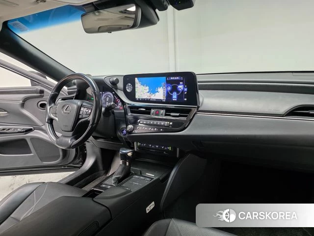 Lexus ES300h 7th generation id 5003250 из Кореи 16