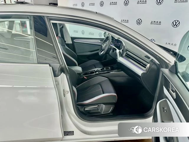 Volkswagen Lamando 2024 Белый из Китая, фото 6