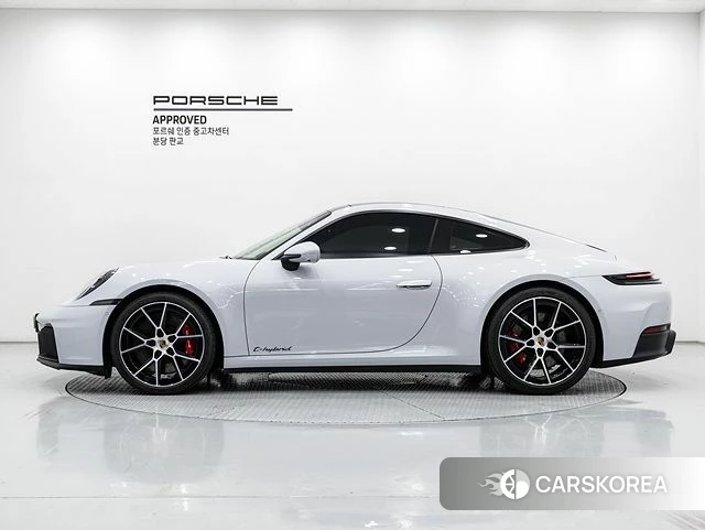 Porsche 911(992) id 4995491 из Кореи 16