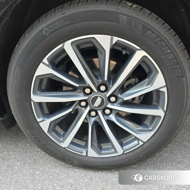 Cadillac Lyric id 4890332 из Кореи 16