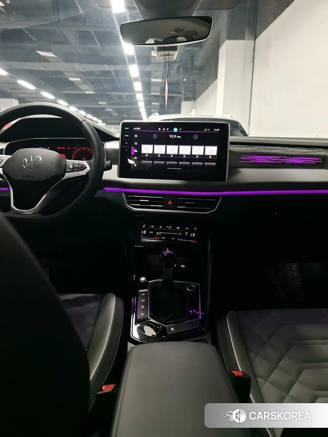 Volkswagen Tayron 2024 Темно-серый из Китая, фото 6