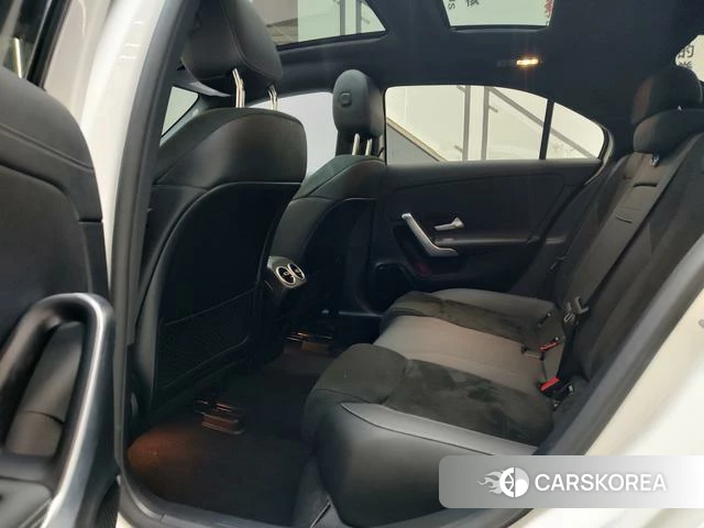 Mercedes-Benz A-Class 2021 Белый из Китая, фото 6