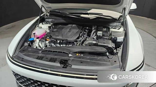 Hyundai Grandeur (GN7) id 4560101 из Кореи 26