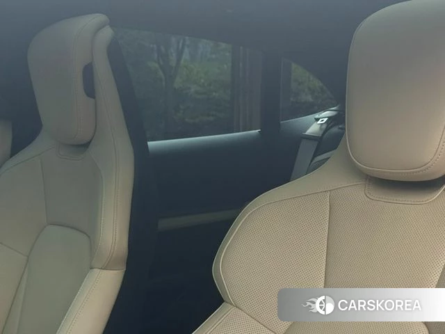 Porsche Taycan id 4645445 из Кореи 16