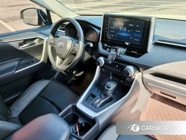 Toyota RAV4 2021 Белый из Китая, фото 6