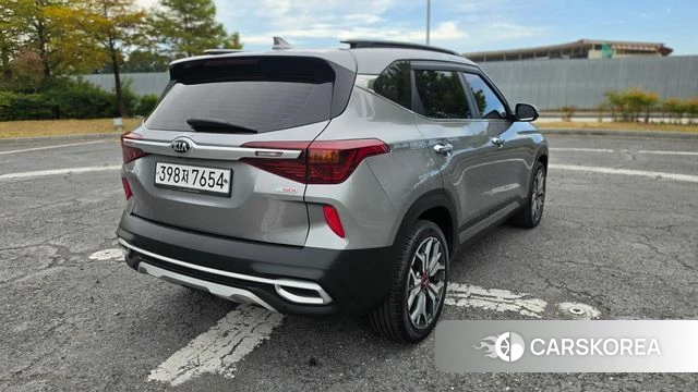 Kia Seltos id 4952553 из Кореи 16