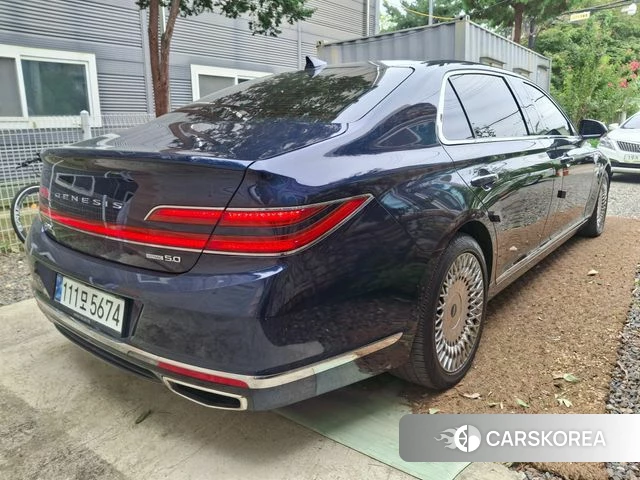 Genesis G90 id 4969570 из Кореи 14