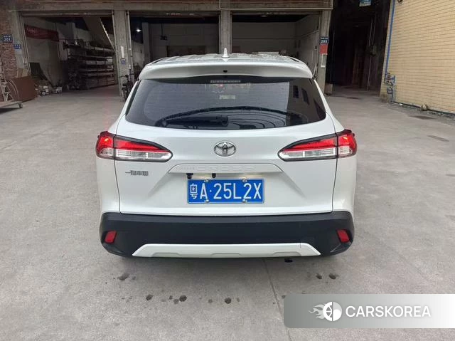 Toyota Corolla 2023 Белый из Китая, фото 6