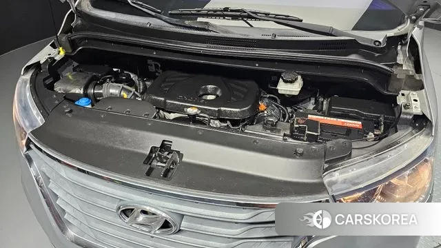 Hyundai The New Grand Starex id 3535907 из Кореи 16