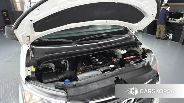 Hyundai The New Grand Starex id 4937458 из Кореи 29