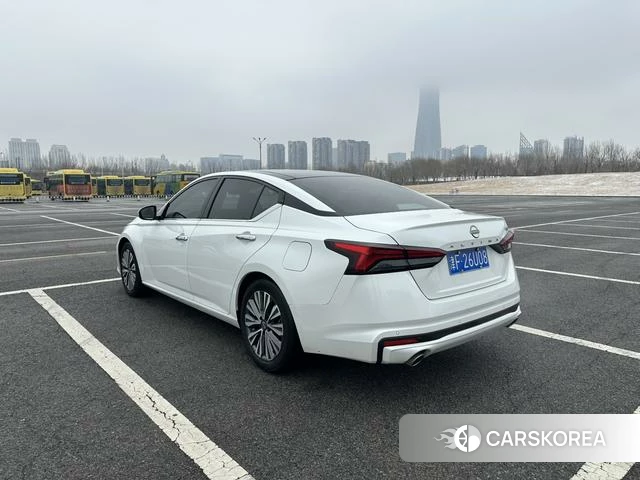 Nissan Altima 2023 Белый из Китая, фото 6