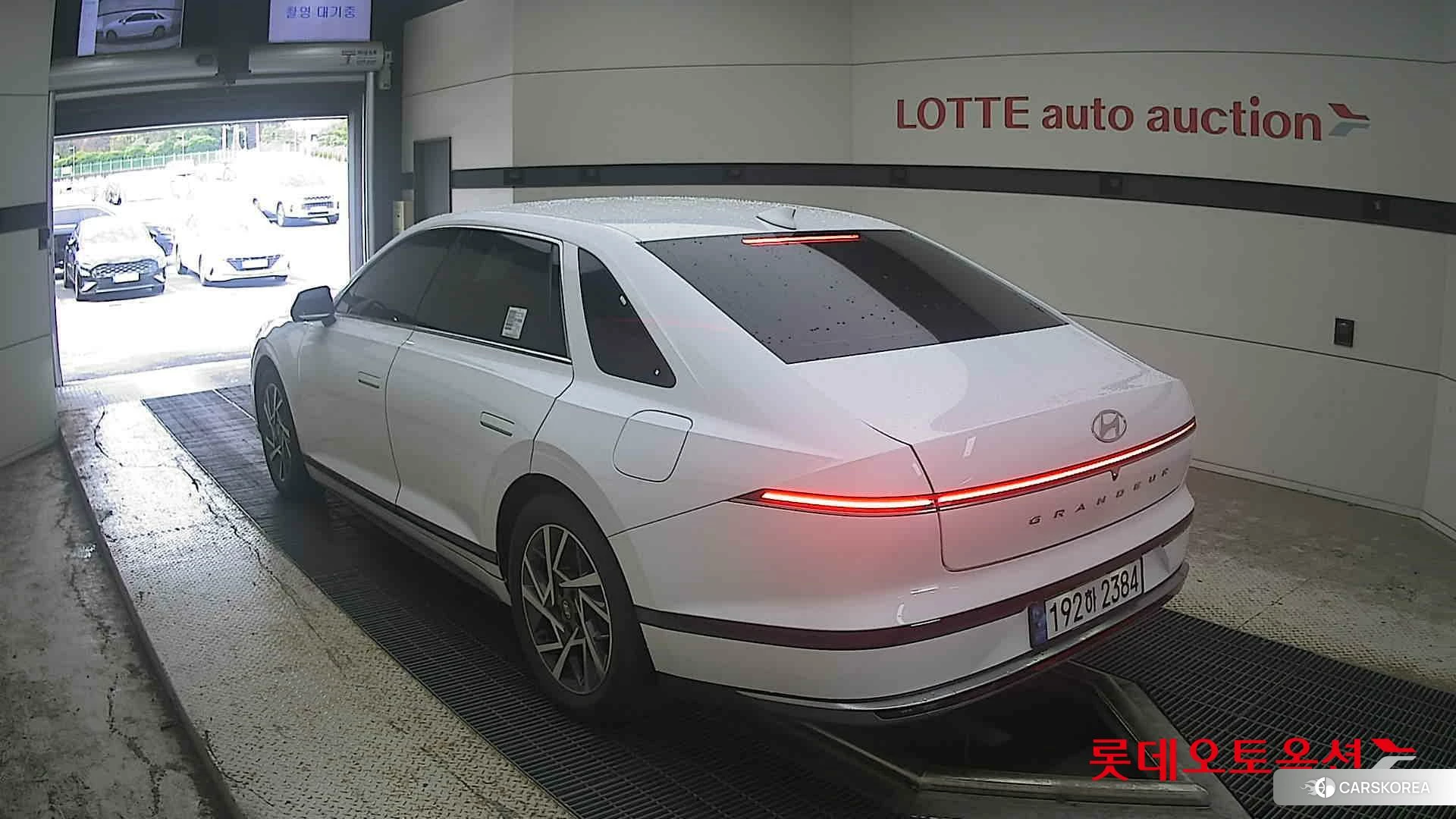 Hyundai Grandeur Hybrid id 4984688 из Кореи 33