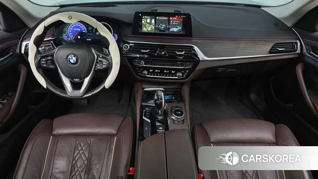 BMW 5 Series (G30) id 5004578 из Кореи 28