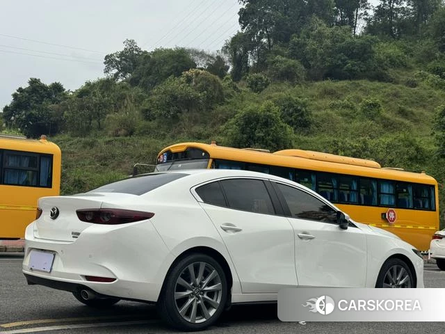 Mazda 3 2021 Белый из Китая, фото 6