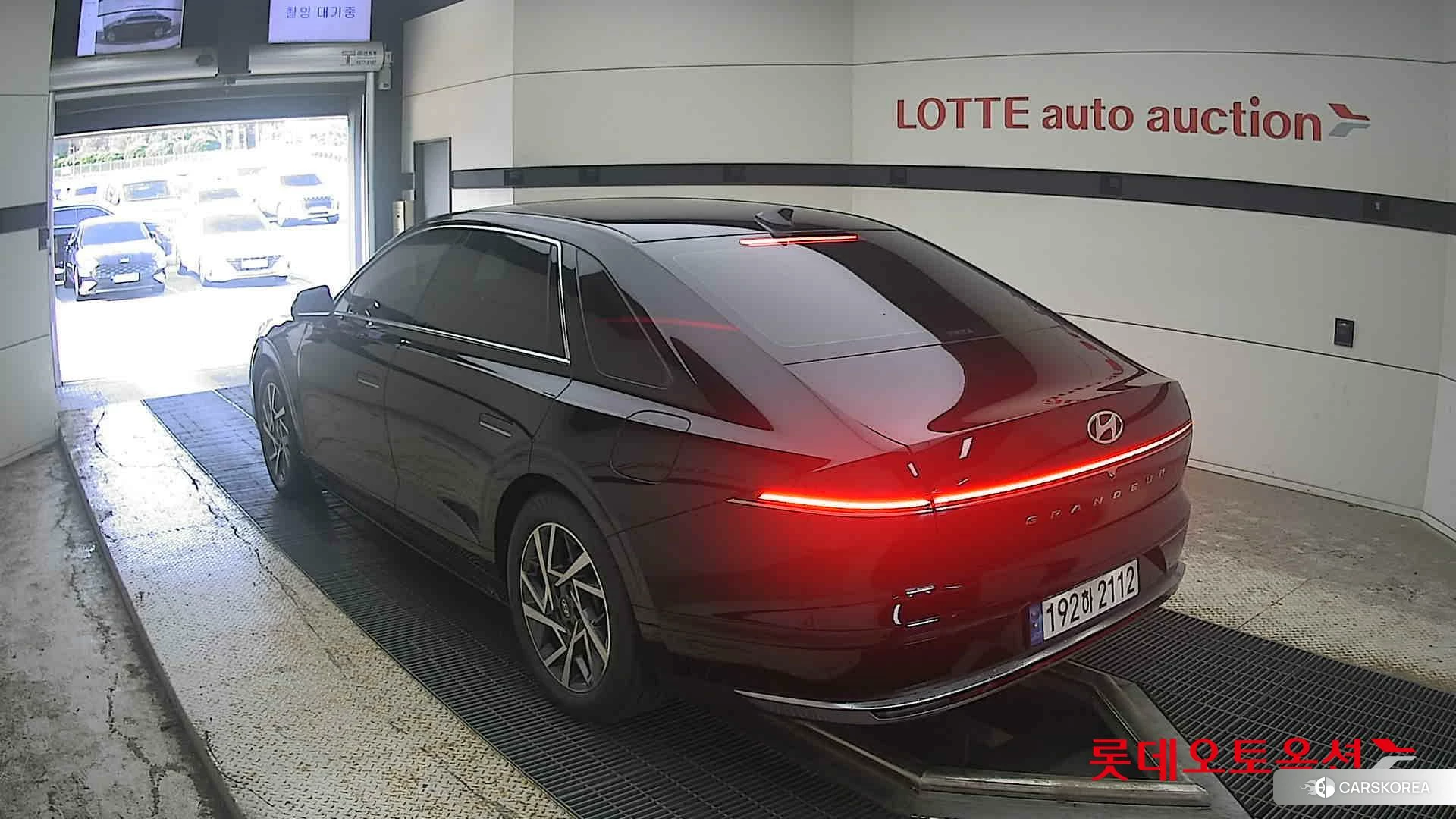 Hyundai Grandeur Hybrid id 4984630 из Кореи 32