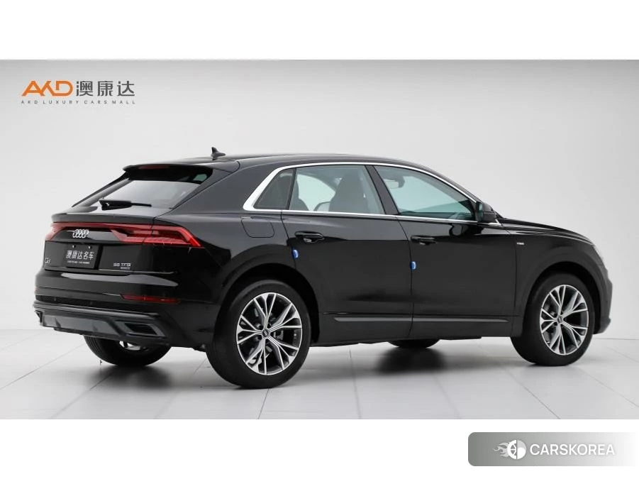 Audi Q8 2021 Черный из Китая, фото 6