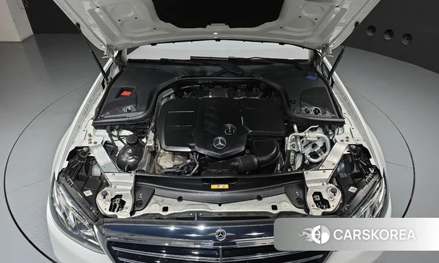 Mercedes-Benz E-Class W213 id 4943458 из Кореи 27