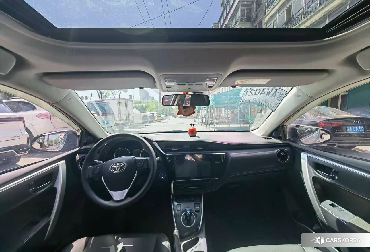 Toyota Corolla 2020 Серебристо-серый из Китая, фото 6