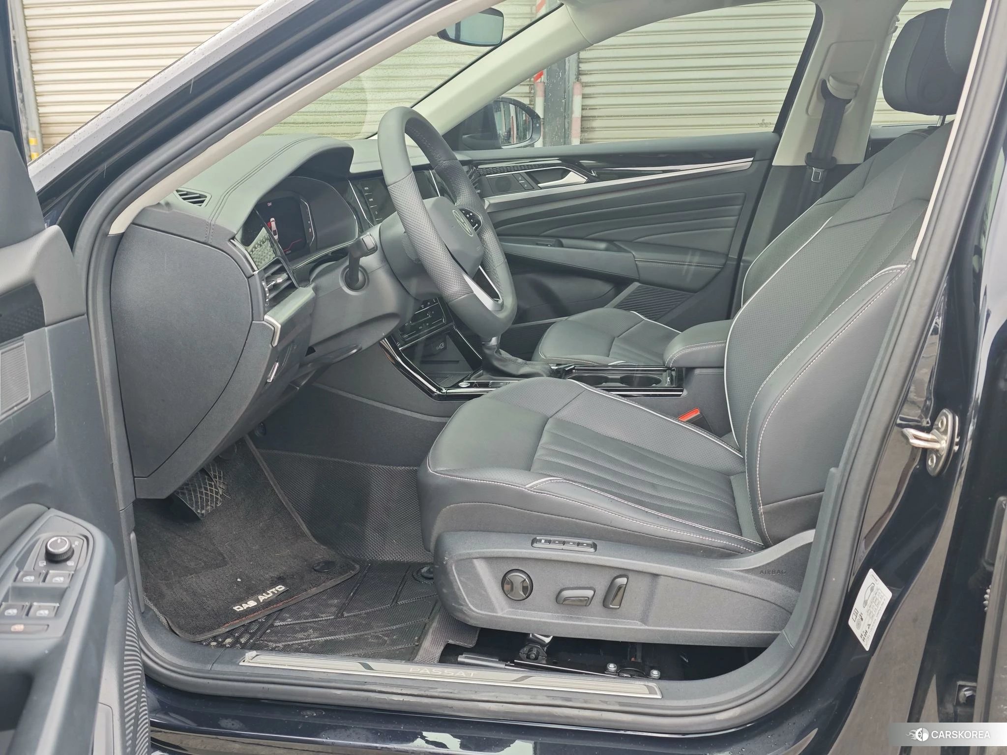 Volkswagen Passat 2024 Черный из Китая, фото 6