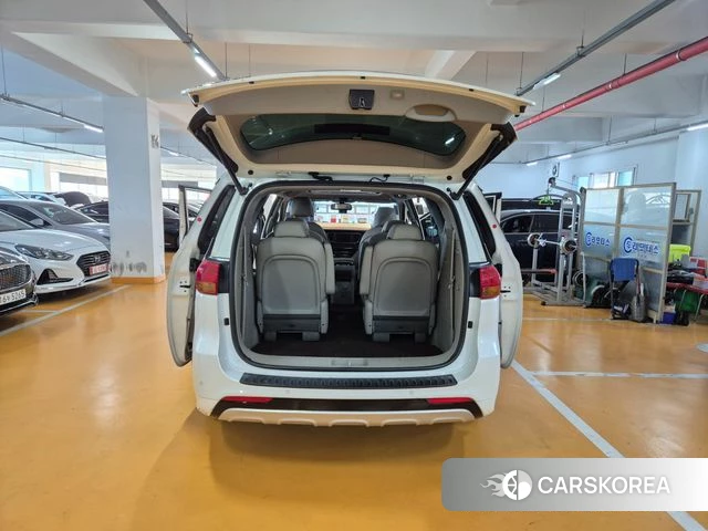 Kia All New Carnival id 5048720 из Кореи 16