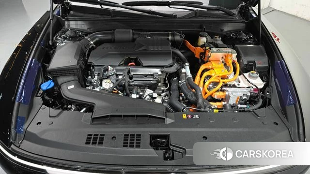 Hyundai Grandeur Hybrid (GN7) id 5020716 из Кореи 38