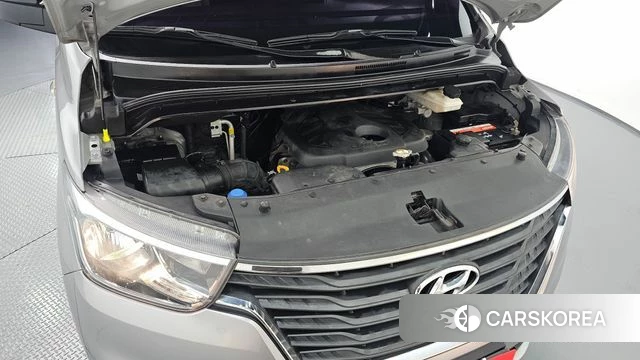Hyundai The New Grand Starex id 5035889 из Кореи 16