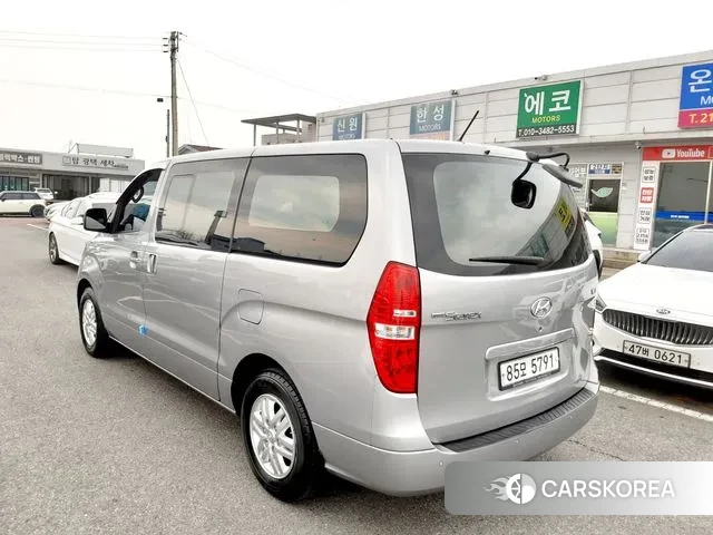 Hyundai The New Grand Starex id 3748121 из Кореи 10