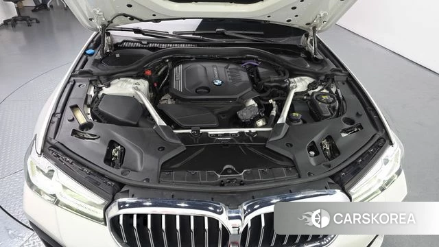BMW 5 Series (G30) id 5017952 из Кореи 27