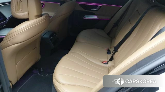Mercedes-Benz E-Class W214 id 4985094 из Кореи 16