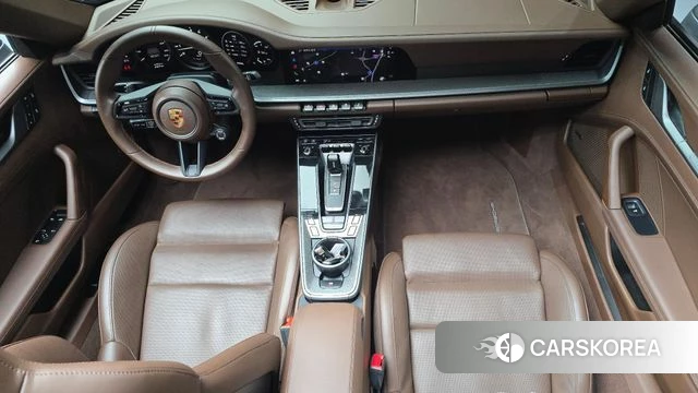 Porsche 911(992) id 4995944 из Кореи 31