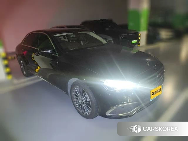 Mercedes-Benz E-Class 2023 Черный из Китая, фото 6