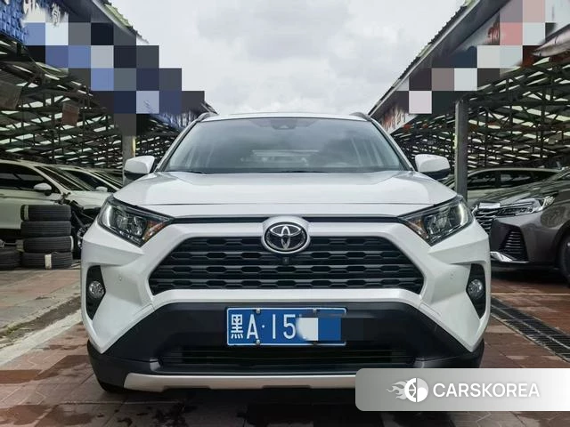 Toyota RAV4 2022 Белый из Китая, фото 6