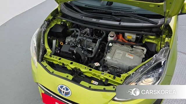 Toyota Prius C id 4918944 из Кореи 26