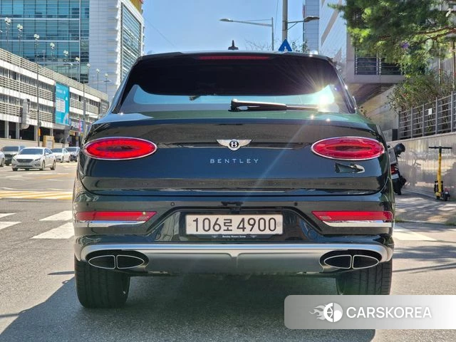 Bentley Bentayga id 4773296 из Кореи 16