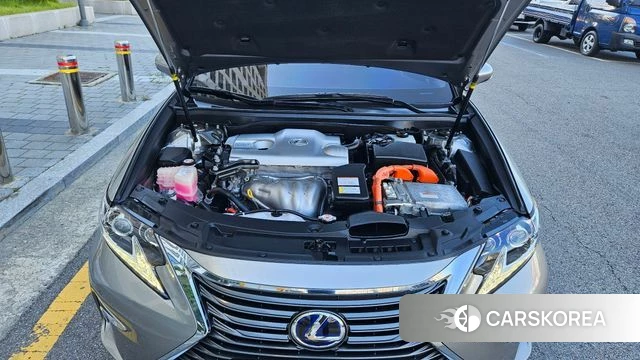 Lexus New ES300h id 4937856 из Кореи 12