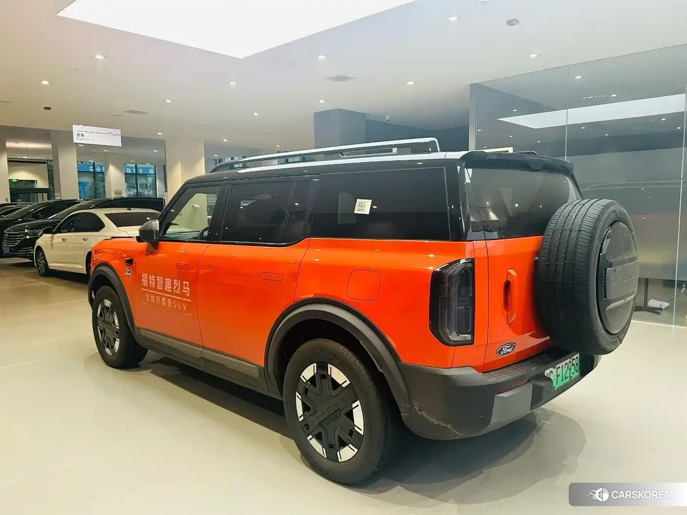 Ford Bronco 2025 Yellow/orange из Китая, фото 6