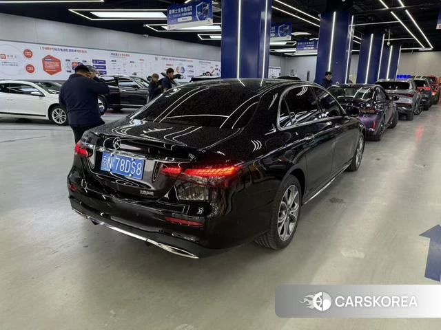 Mercedes-Benz E-Class 2023 Черный из Китая, фото 6
