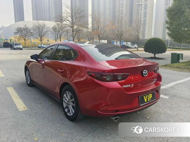 Mazda 3 2021 Красный из Китая, фото 6