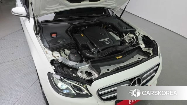Mercedes-Benz E-Class W213 id 4987841 из Кореи 26