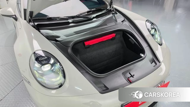 Porsche 911(992) id 5016628 из Кореи 27