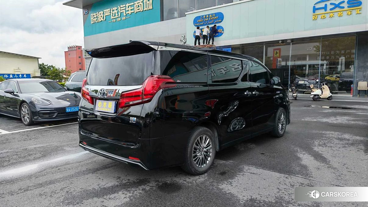 Toyota Alphard 2021 Черный из Китая, фото 6