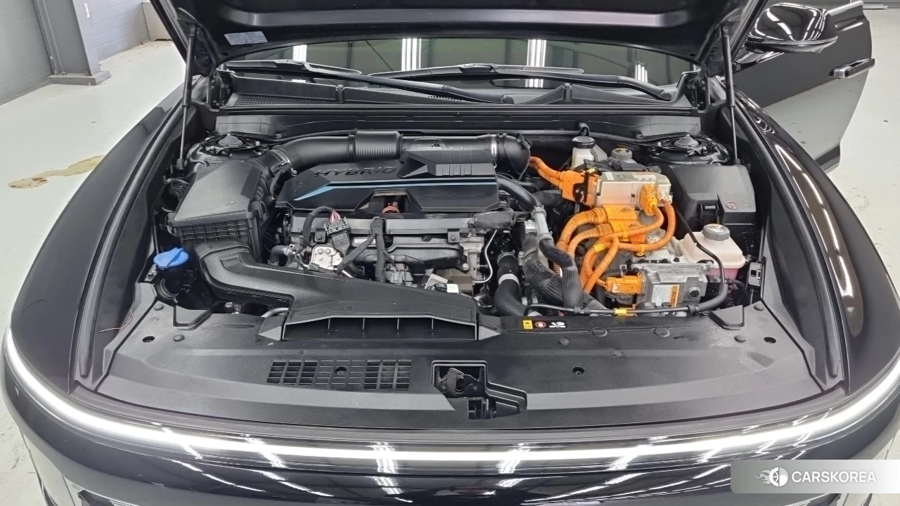 Hyundai Grandeur Hybrid (GN7) id 5016244 из Кореи 14