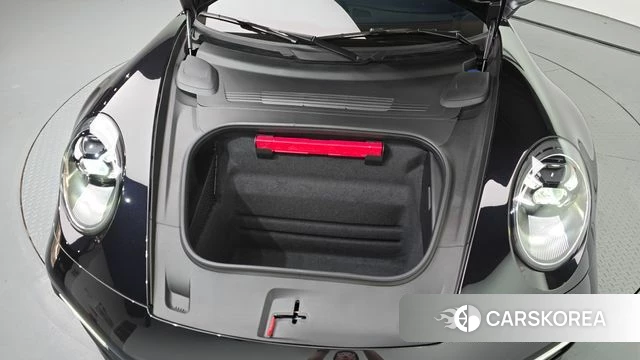 Porsche 911(992) id 4941204 из Кореи 26